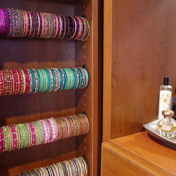 Bangle Bracelet Cabinet