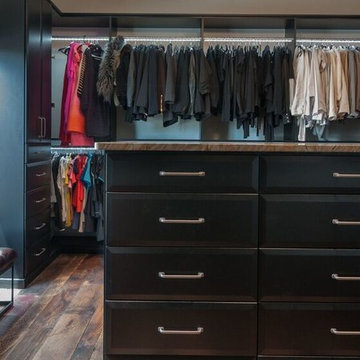 Beautiful Island with Drawers