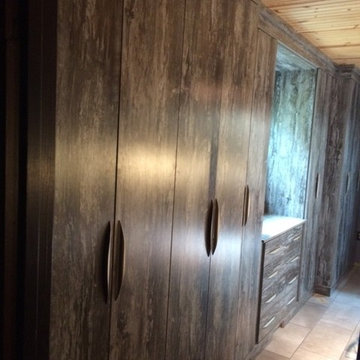 Bedroom Closet