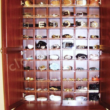 Belt storage Cabinet