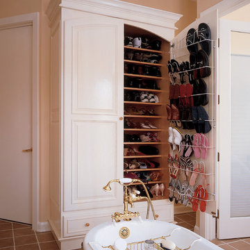 Built-In Cabinetry for Bathroom