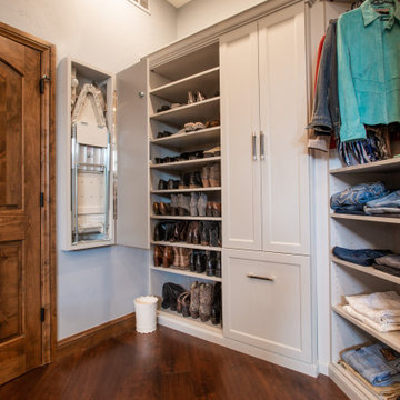 Castle Pines Dressing Room