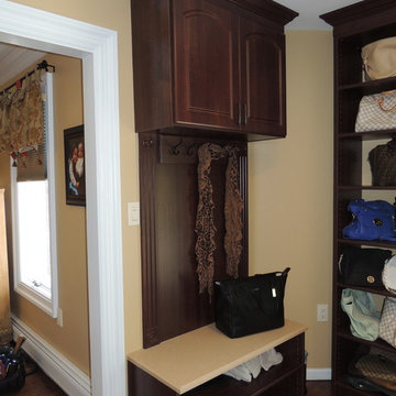 CAYANNE WALK IN CLOSET IN VOORHEES NJ