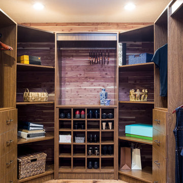 Cedar Walk-in Closet