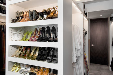 Example of a trendy walk-in closet design in Chicago