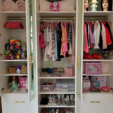 Childs Wall Unit