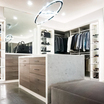 Closet: Las Vegas Residence