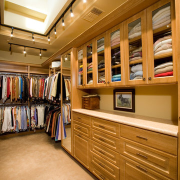 Closet | Seven Hills | 02104 by Pinnacle Architectural Studio