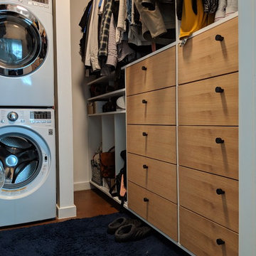 Closet - White Oak / Paint grade