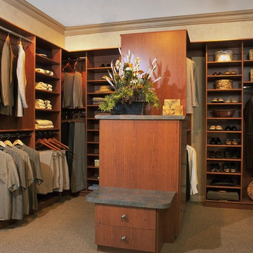 Traditional Closet