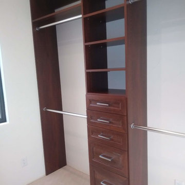 Coco Walk-In Closet