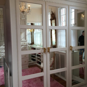 Complete Dressing room make-over in Nat'l registry home