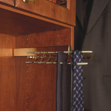 Custom closet tie hanger