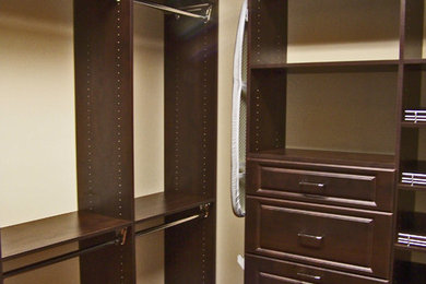Example of a closet design in Other