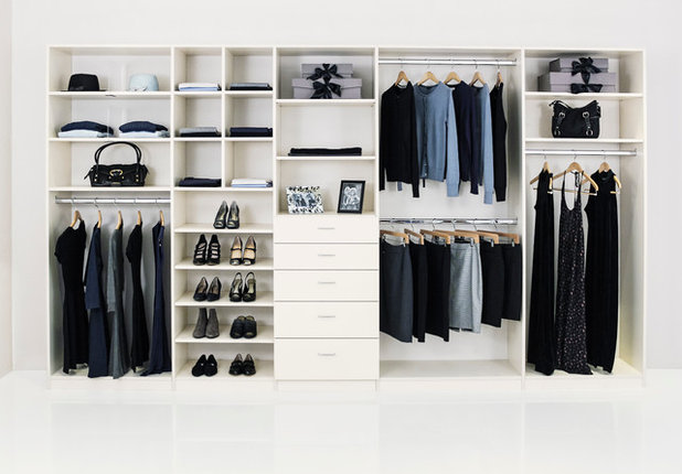 Klassisk Opbevaring & garderobe by Closet Factory