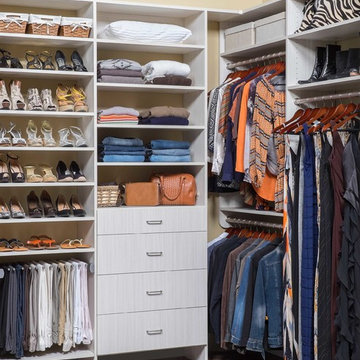 Custom Reach-In Closets