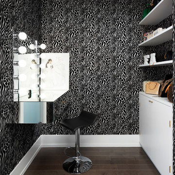 Custom Walk In Closet in Vaughan, ON