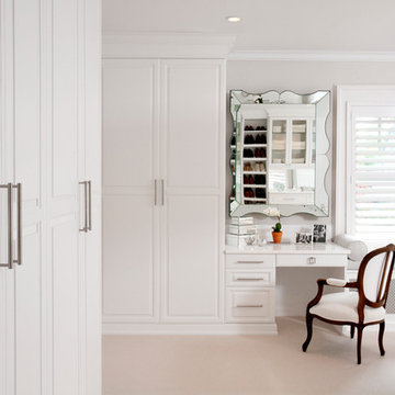 Custom Walk-in Closets