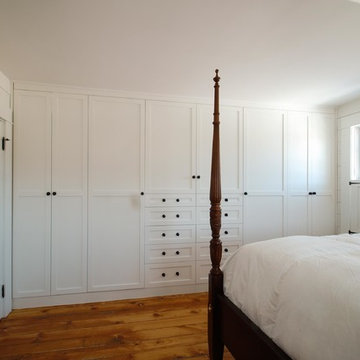 Deluxe Closets