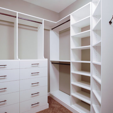 Deluxe Closets