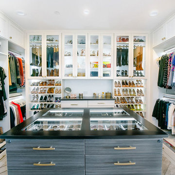 Deluxe Custom Walk-In Closet