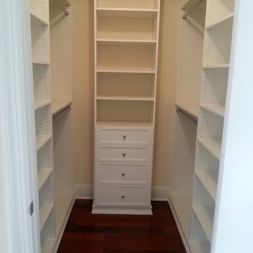 Dressing Rooms/Walk-In Closets
