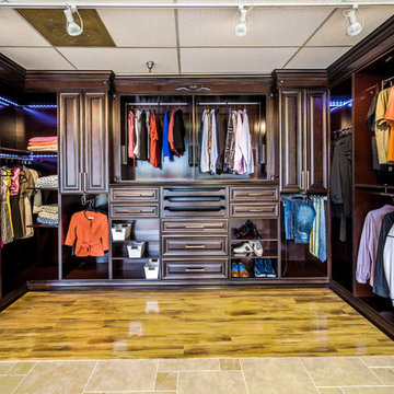 Edinburgh -- Closet