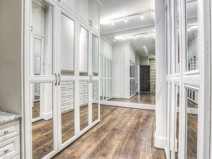Closet Walk-In