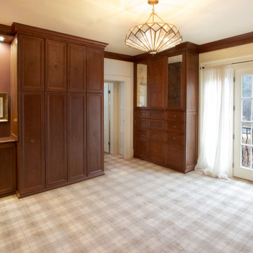 Gentleman's Closet