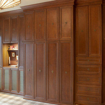 Gentleman's Closet