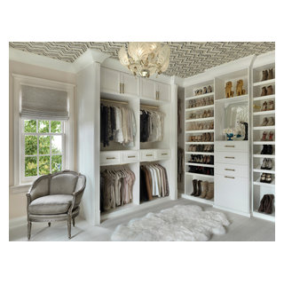 Her Dressing Room - Nyklassisk - Förvaring & garderob - St Louis - av  Cassie Alsbach @ Closet Factory - Saint Louis | Houzz