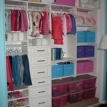 Kids' closets and spaces