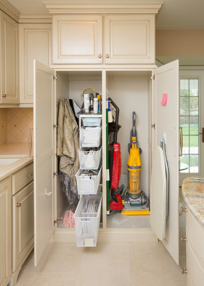 Traditional Closet by Nicholson Builders