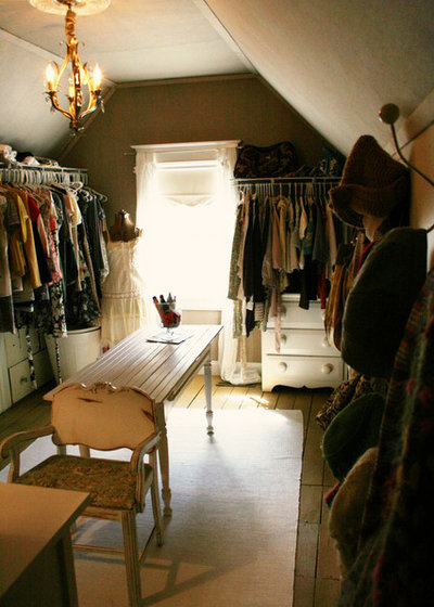 Traditional Closet by Kasey Buick