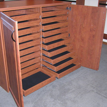 Lynn's Master Closet and Jewelry Island