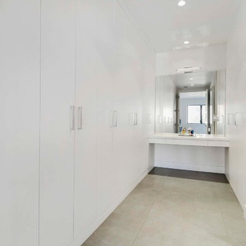 Maitland Lake Residence