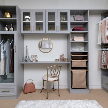 Master Closet with Cabinets - CLOUD finish