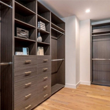 Master Walk in Closet, Immaculate Encino