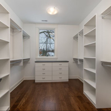 Master Walk In Closet
