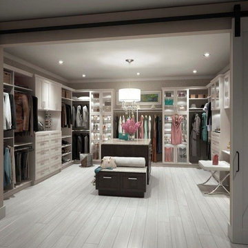 Master Walk-in