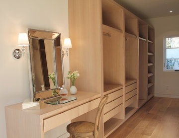 Minimalist Spanish Colonial