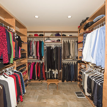 Montoursville - Master Bedroom Closet