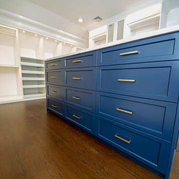 Morristown Master Closet with Blue Island