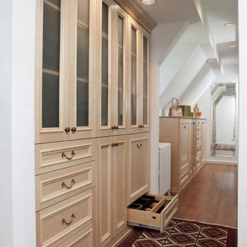 Natural Maple Wood Dressing Room