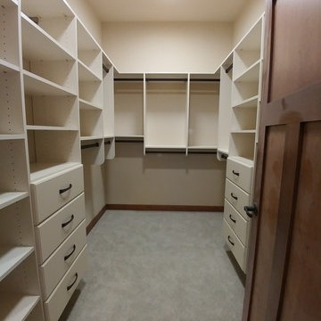 New Closets in New Berlin Home