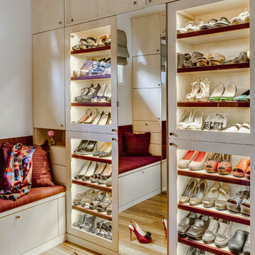 Palo Alto closet