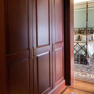 Philadelphia Dressing Room / Closet