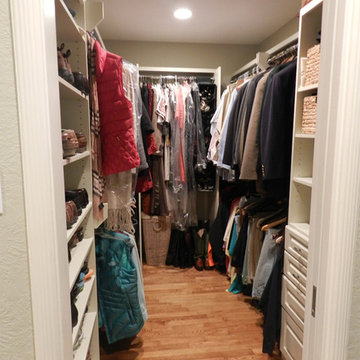 Piney Point Master, and Hall bath, Walk-in Closet