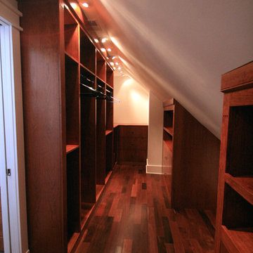 Potomac Bathroom/Walk-in Closet