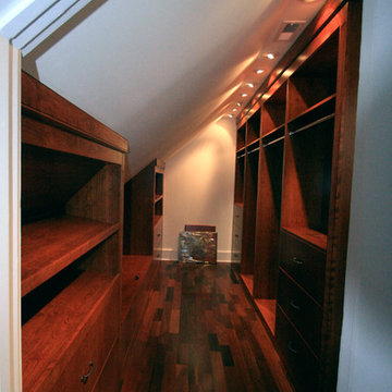 Potomac Bathroom/Walk-in Closet